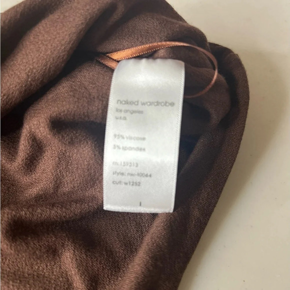 Naked Wardrobe Women’s Chocolate Brown One Shoulder Crop Top Large NWOT - Picture 4 of 4
